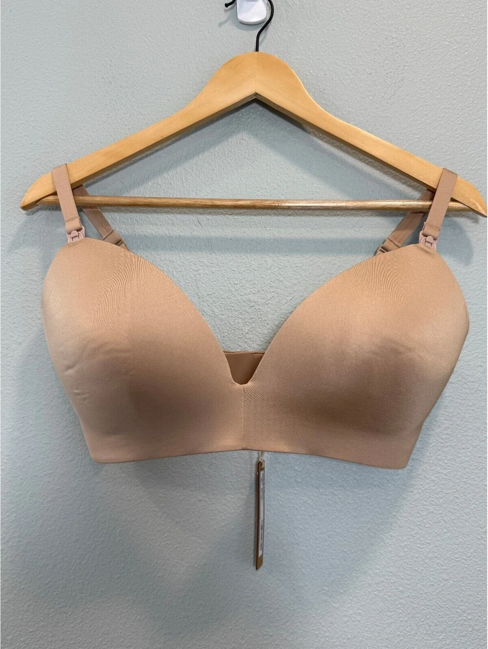SKIMS Wireless Form Maternity Nursing Bra In The Color Clay - Women's 36DDD NWT
